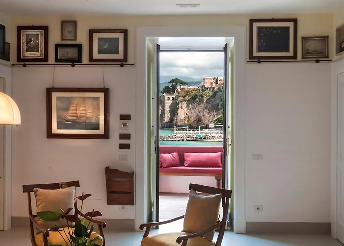 Yacht Club Capo Cervo Suites B&B